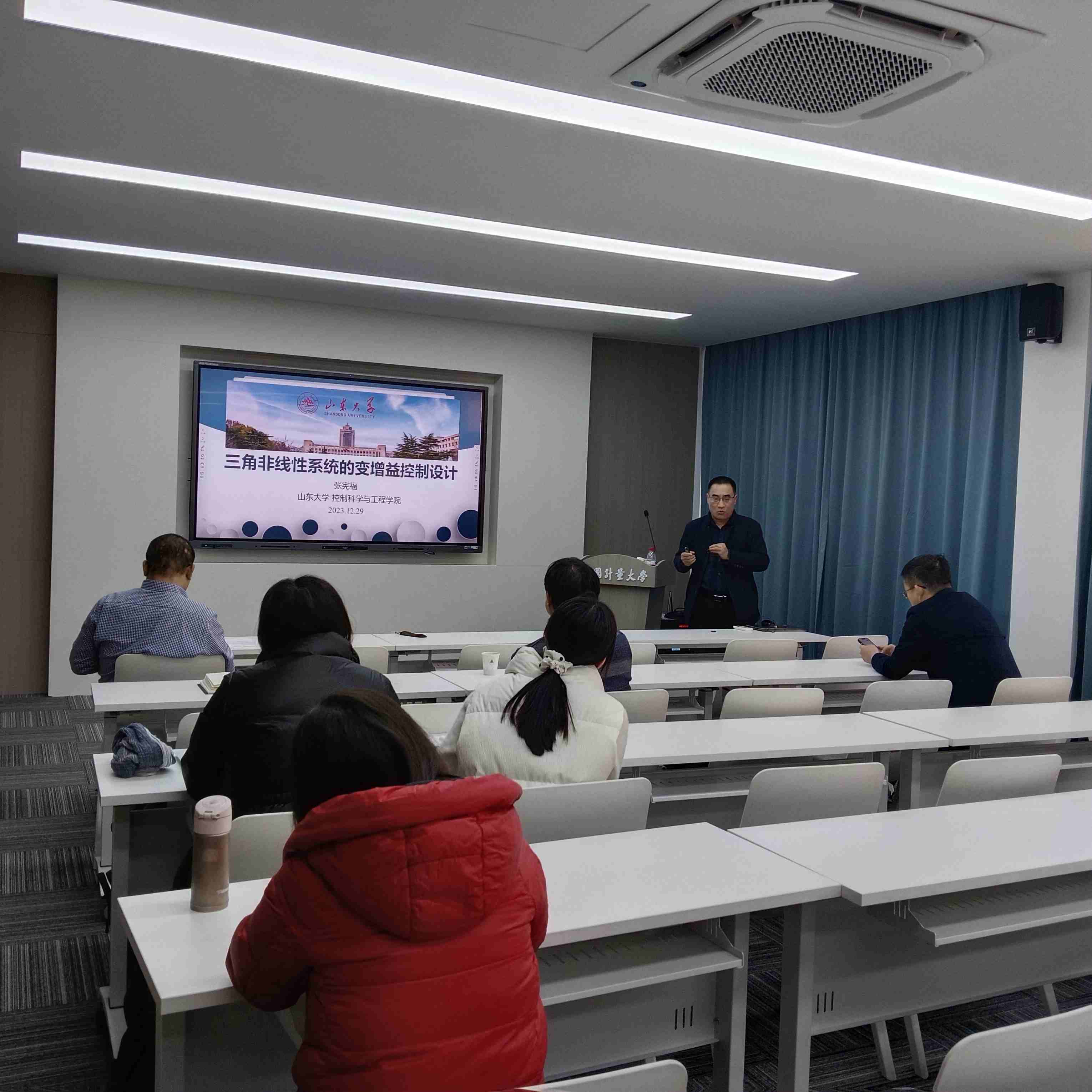 山东大学张宪福教授